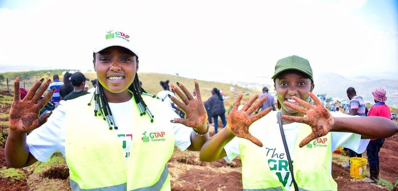 empowering the community planting trees